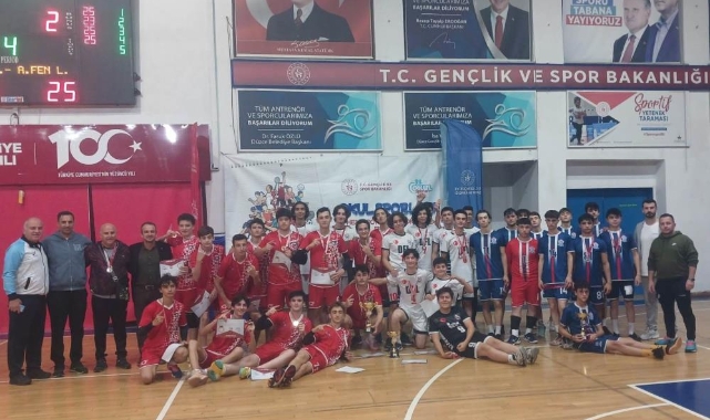 Orhan Özdemir Fen Lisesi şampiyon oldu