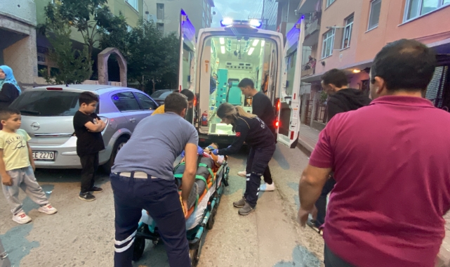 Otomobil ile motosiklet çarpıştı: 2 yaralı