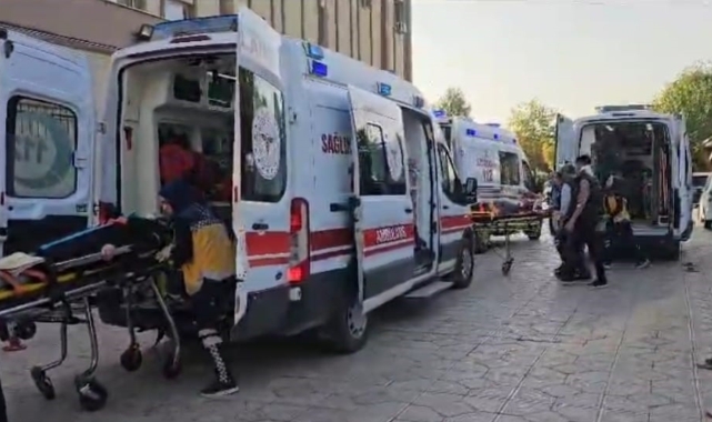 Otomobil tarlaya uçtu: 5 yaralı