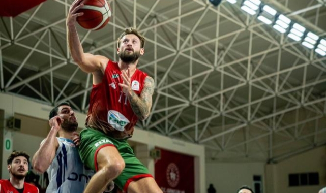 P. Karşıyaka, dış sahadaki kötü gidişatı sonlandırdı