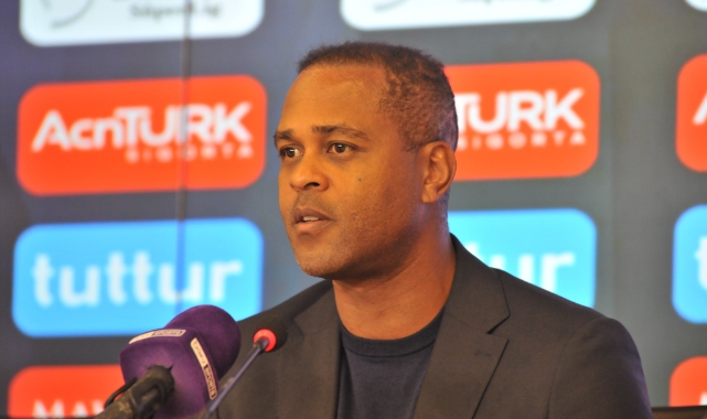 Patrick Kluivert: "Bu skor bizi mutlu etmedi"