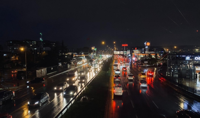 Sağanak yağmur Bursa'yı vurdu!