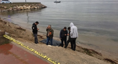 Sahilde kadın cesedi bulundu