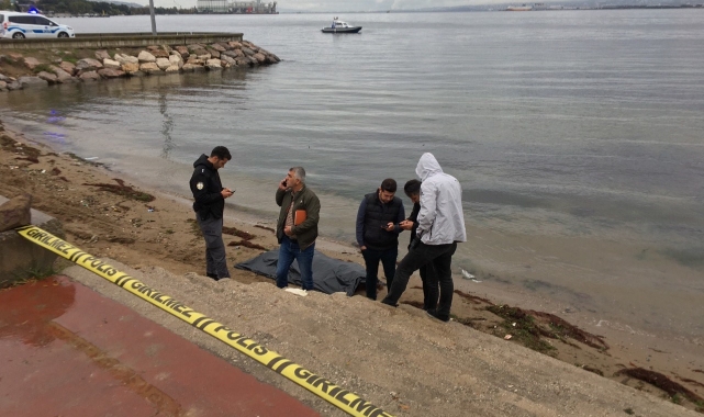 Sahilde kadın cesedi bulundu