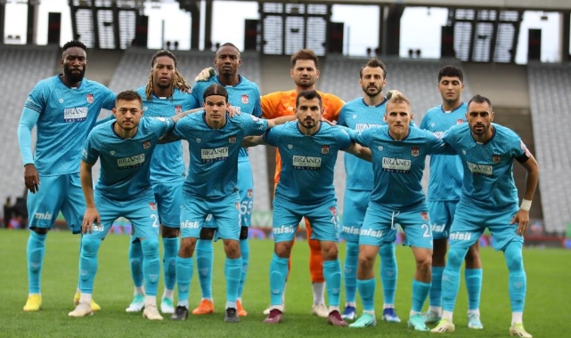 Servet Çetin’den kadroda 2 değişiklik
