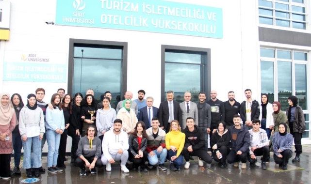 Siirt Üniversitesi yemek yarışmasında Türkiye 3'üncüsü oldu
