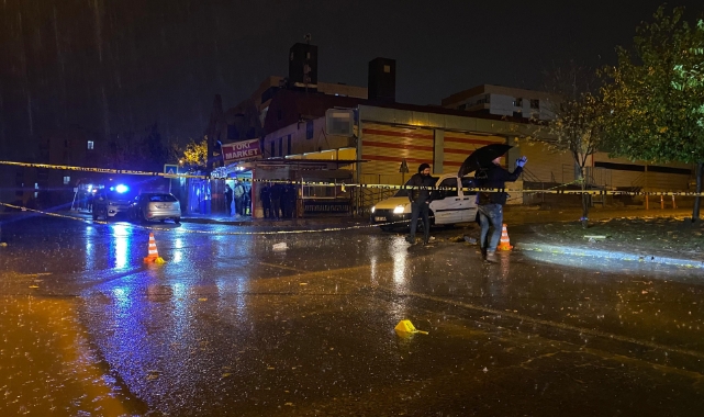 Silahlı kavgada yaralanan genç hayatını kaybetti