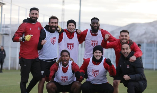 Sivasspor, Fenerbahçe maçı hazırlıklarına başladı