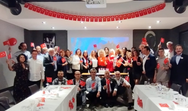 SİVİLAY Cumhuriyet'in 100'üncü yılını kutladı