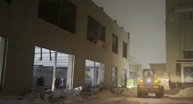 Spor salonunun çatısı çöktü: 3 ölü