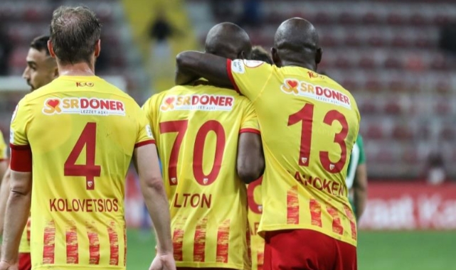 Stephane Bahoken ilk golünü attı