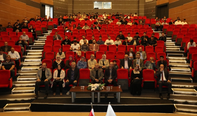  Taşova MYO'da Kudüs'ün önemi konulu konferans düzenlendi