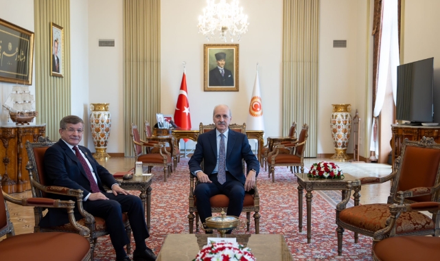 TBMM Başkanı Kurtulmuş, Davutoğlu'nu kabul etti
