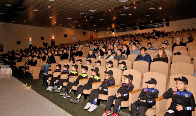 Teknolojiyi Abartma Geleceğini Karartma faaliyetleri tamamlandı