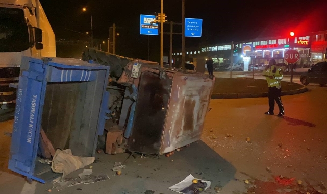 Tokat'ta TIR ile traktör çarpıştı: 2 yaralı