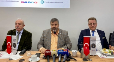 TR Düşünce Kulübü'nün yeni binası açıldı