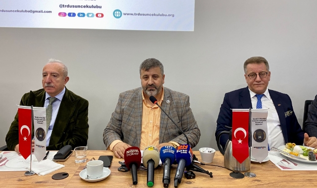 TR Düşünce Kulübü'nün yeni binası açıldı