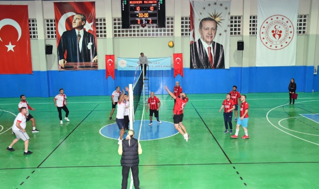 Türkeli'de Kurumlar Arası Voleybol Turnuvası sona erdi