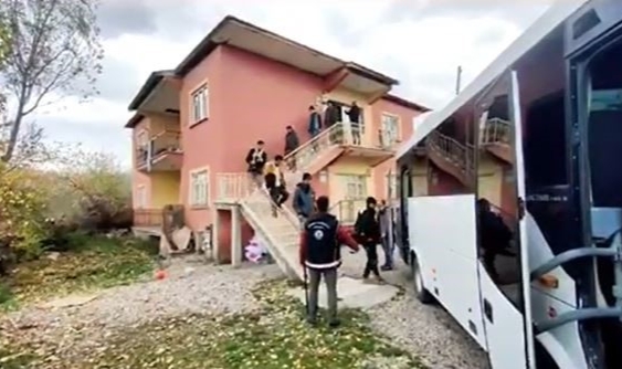 Van’da 9 organizatör tutuklandı