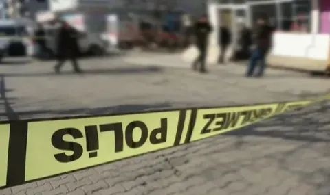 Yaşlı adam taksi durağında ölü bulundu
