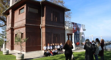 Yürüyen Köşk’te 10 Kasım yoğunluğu