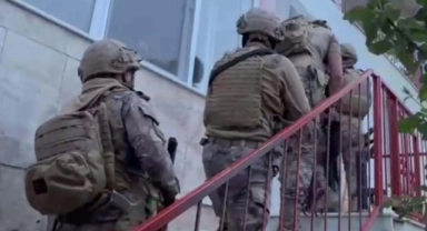 Zehir tacirleri kıskıvrak yakalandı!