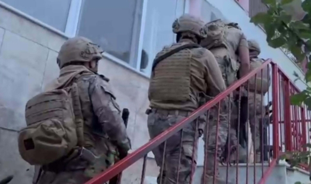 Zehir tacirleri kıskıvrak yakalandı!