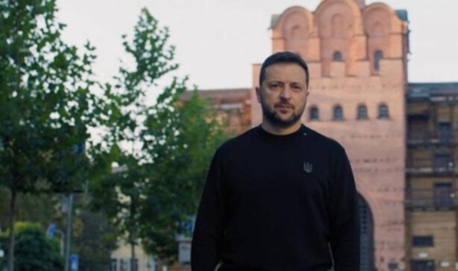 Zelenski: Bugün Ukrayna ve tüm Avrupa tarihinde doğru bir adım atıldı