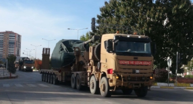 Zırhlı araçlar sınırı geçti!