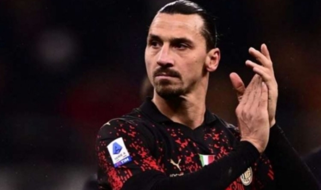 Zlatan Ibrahimovic futbola geri dönüyor