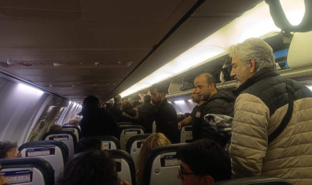 Zorunlu iniş yapan Diyarbakır uçağında panik anları