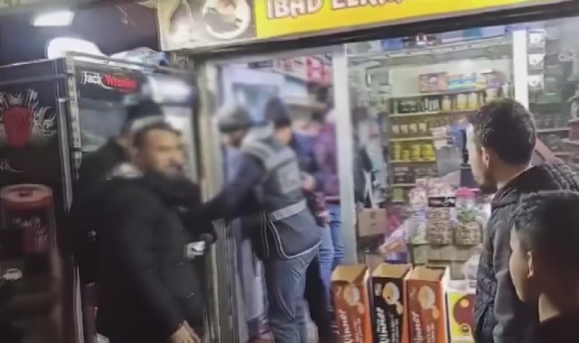 15 şahıs sınır dışı edilmek üzere yakalandı