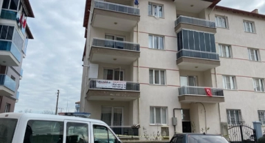 4. kattan düşen öğretmen hayata tutunamadı