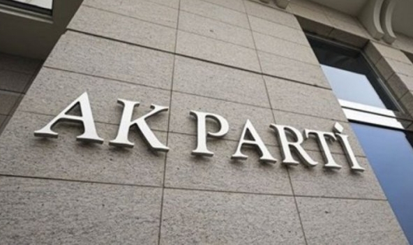 AK Parti'de İBB'ye aday adaylığı için 3 isim başvuruda bulundu!