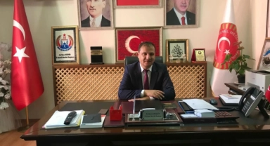 AK Parti'de istifa!