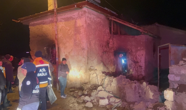Aksaray'da müstakil evde yangın faciası