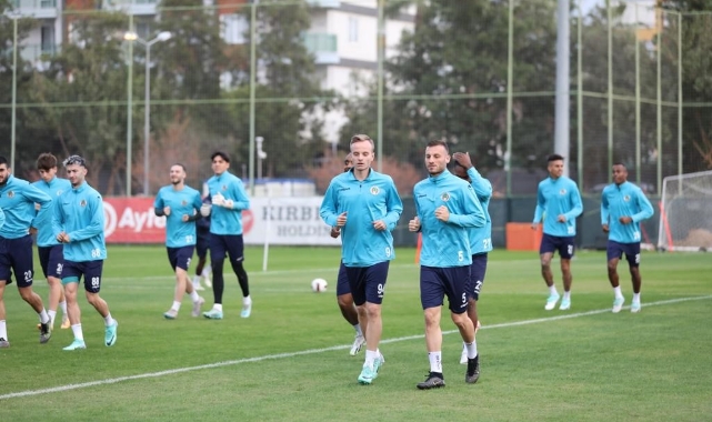 Alanyaspor, Kocaelispor hazırlıklarını tamamladı