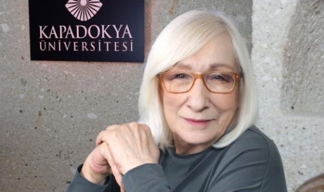 Alev Alatlı: "Yazar olmak önce dava gerektiriyor"