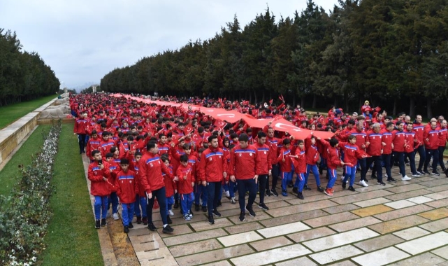 Altınordu'dan Anıtkabir'e ziyaret