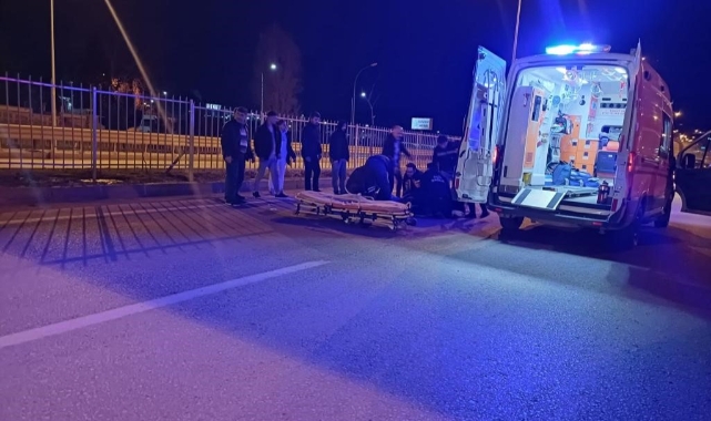 Araç önce yayaya, ardından bariyerlere çarptı