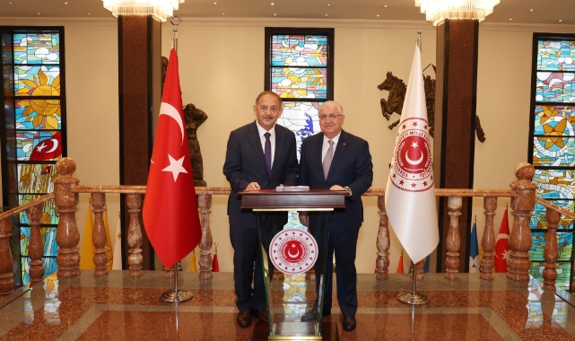 Bakan Güler ve Bakan Özhaseki bir araya geldi