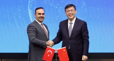 Bakan Kacır'dan Türkiye'nin elektrikli araç vizyonuna ilişkin açıklama
