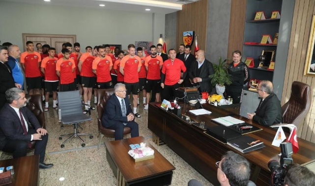 Bakan Özhaseki'den Kayserispor'a ziyaret