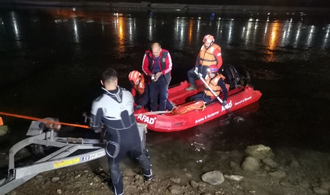 Balık tutma sevdası kötü bitti