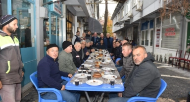 Başkan Aydın esnafla kahvaltıda buluştu