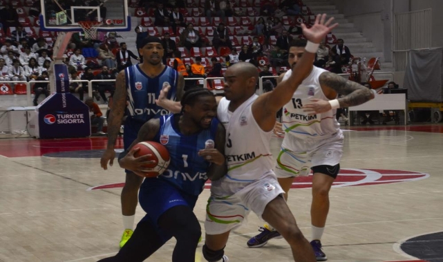 Basketbol Süper Ligi: Aliağa Petkimspor: 99 - Büyükçekmece Basketbol: 95