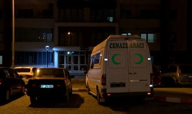 Bekçi, eşini öldürüp intihar etti!