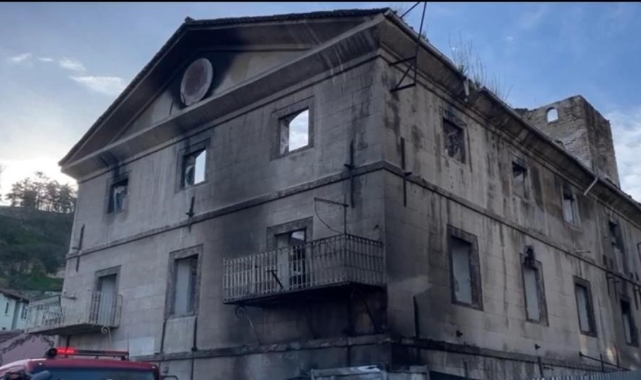 Bursa'da 153 yıllık tarihi mekandaki yangında facia