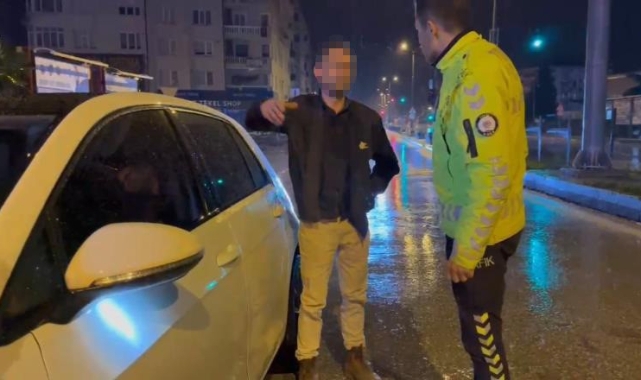 Bursa'da araçta uyuyan sürücü cezadan kaçamadı