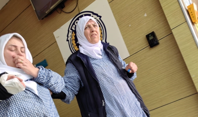Elini makineye sıkıştıran işçi yaralandı